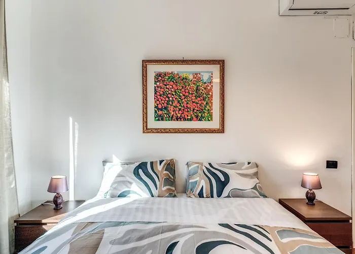 White Vatican Apartment Rom