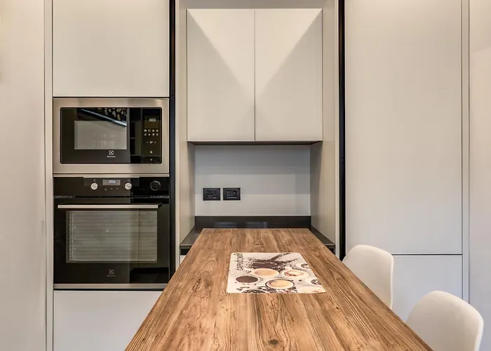 Apartment White Vatican *
